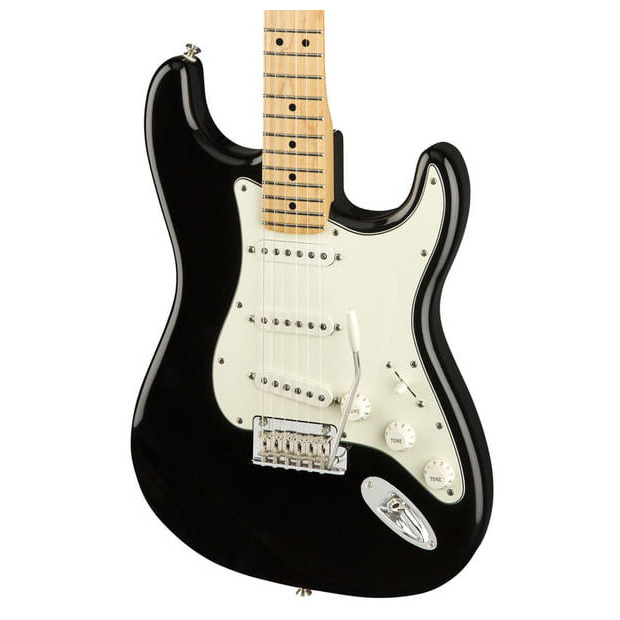 комплекты, Fender Player Series Strat MN Bundle