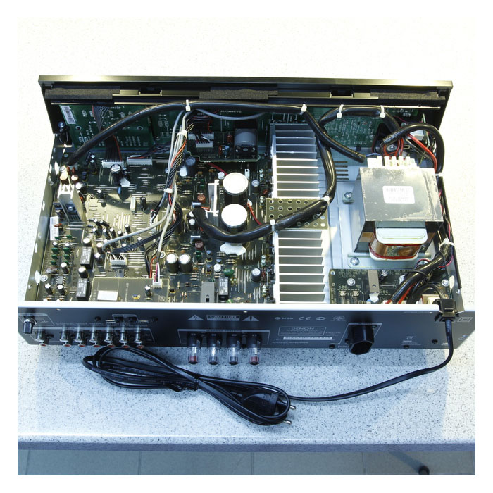 Denon PMA-520AE Premium Silver Усилители мощности