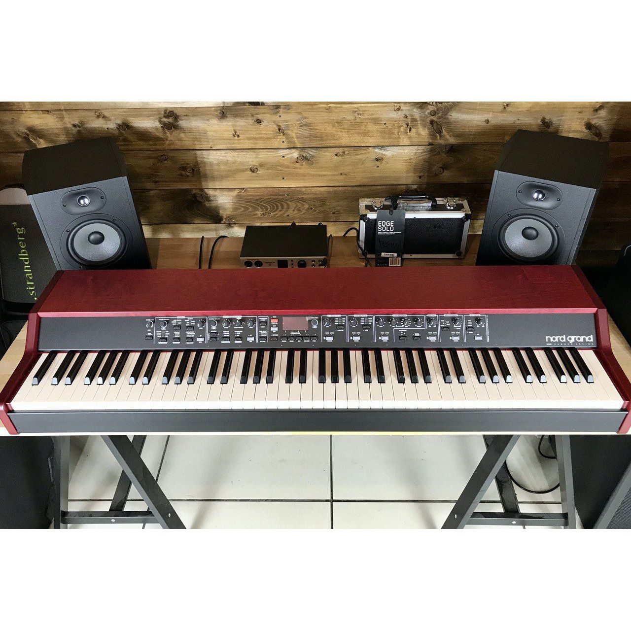 Clavia Nord Grand Цифровые пианино
