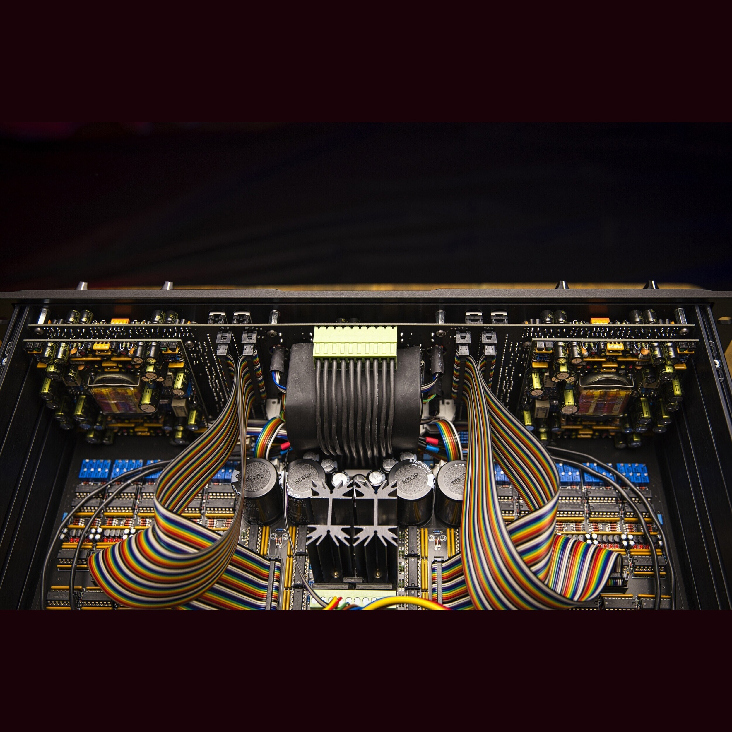 HUM Audio LAAL - Look Ahead Analog Limiter Различное Музыкальное Оборудование