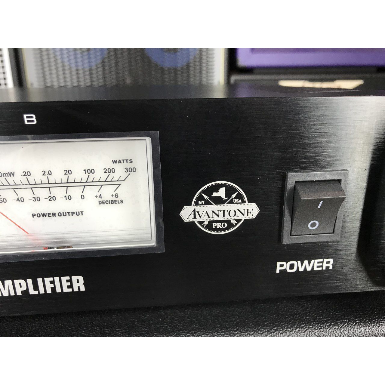 Avantone Pro CLA-200 Studio Reference Amplifier Усилители мощности