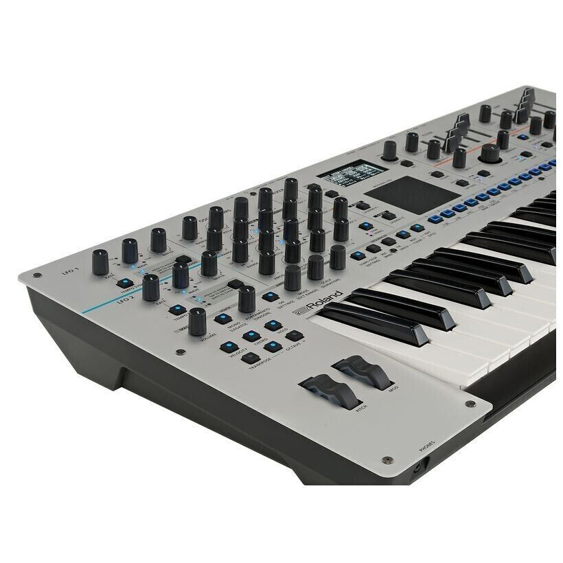 Roland GAIA 2 Клавишные цифровые синтезаторы