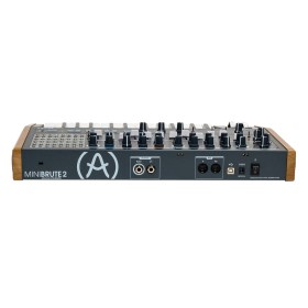 Arturia MiniBrute 2 Клавишные аналоговые синтезаторы