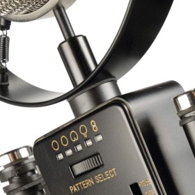 Sontronics SATURN 2 Различное Музыкальное Оборудование