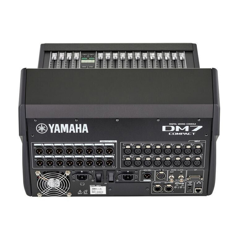 Yamaha DM7C Digital Mixing Console Различное Музыкальное Оборудование