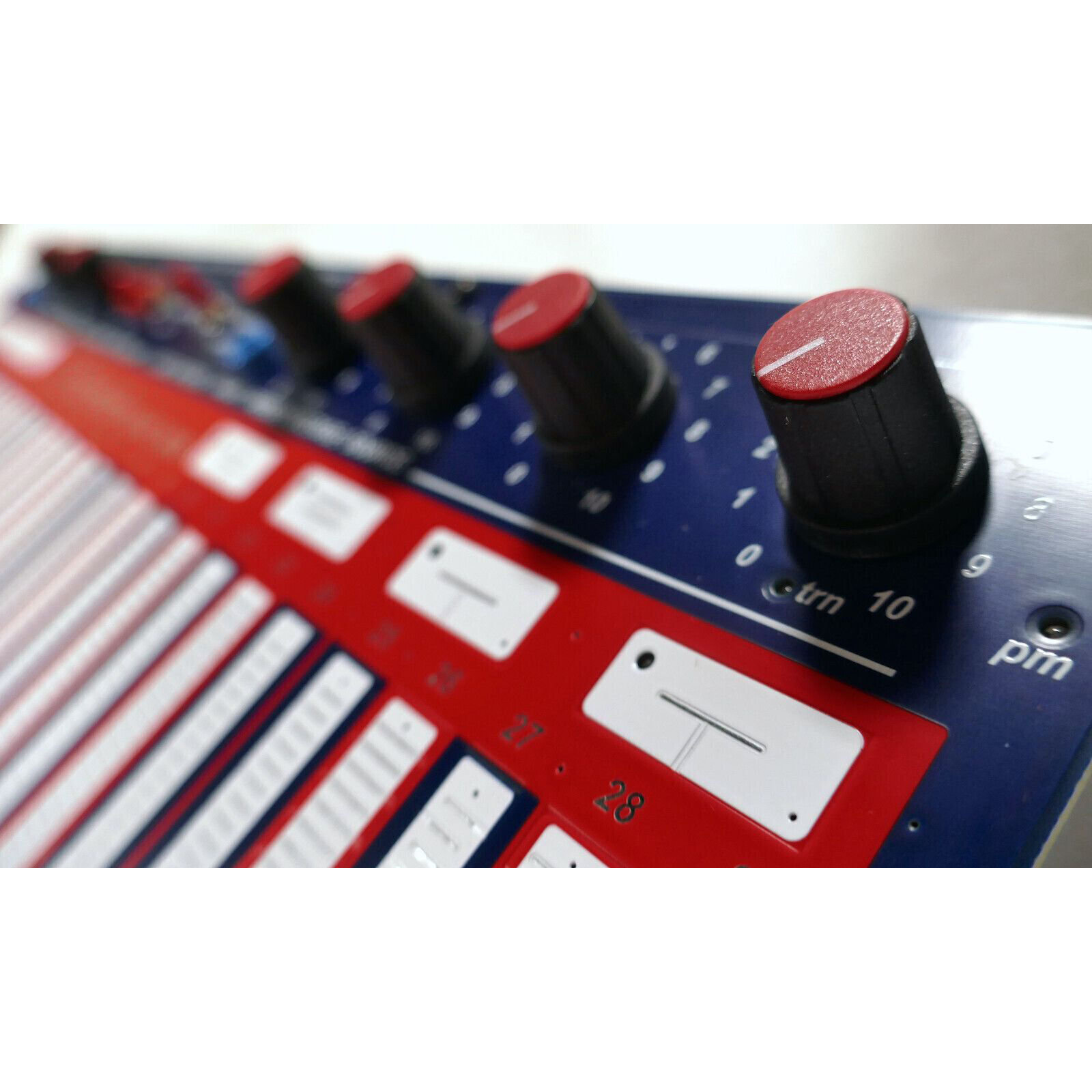Buchla LEM 218 v3 BU-LEM218v3 Различное Музыкальное Оборудование