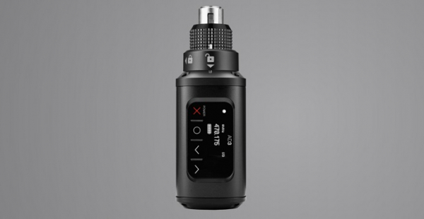 Shure Axient Digital AD3 - беспроводной передатчик для проводных микрофонов