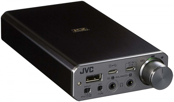JVC SU-AX01 – портативный усилитель для наушников и USB-ЦАП