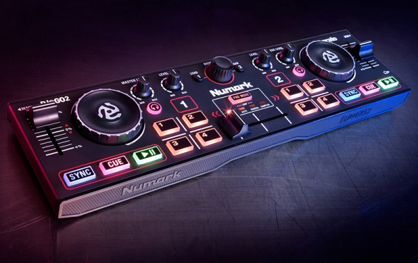 Numark DJ2GO2 – портативный 2-канальный контроллер для Serato DJ