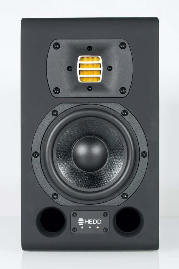 HEDD Audio Type 05 — двухполосные 5&quot; активные студийные мониторы