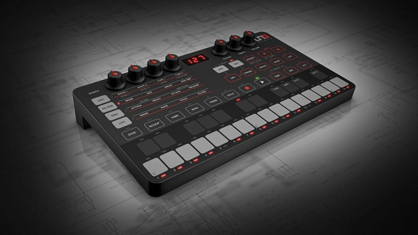 UNO Synth – первый аппаратный синтезатор компании IK Multimedia – уже в продаже