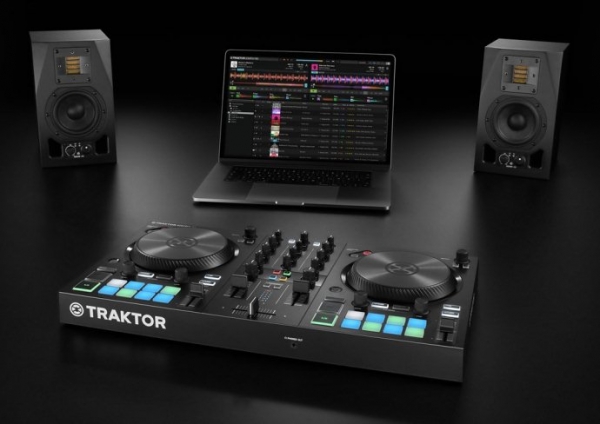 Native Instruments Traktor Kontrol S2 mk3 – обновление недорогого DJ контроллера