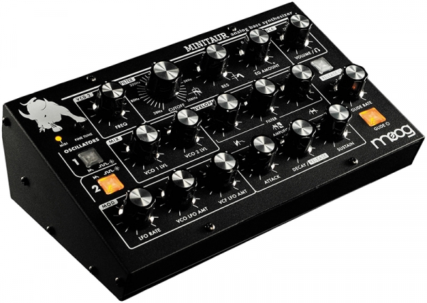 Новая версия прошивки для аналогового басового синтезатора Moog Minitaur