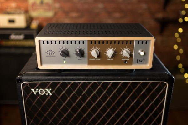 Universal Audio OX Amp Top Box – гитарный предусилитель с набором эмуляций