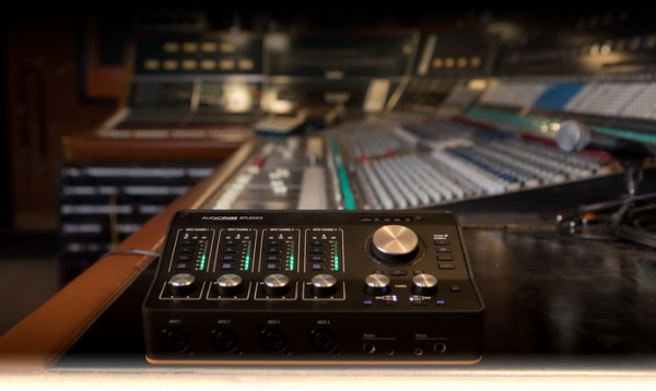 Arturia AudioFuse Studio – аудиоинтерфейс с предусилителями Discrete Pro
